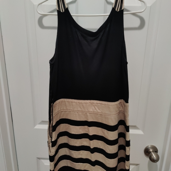 Casual Dress - Picture 3 of 3